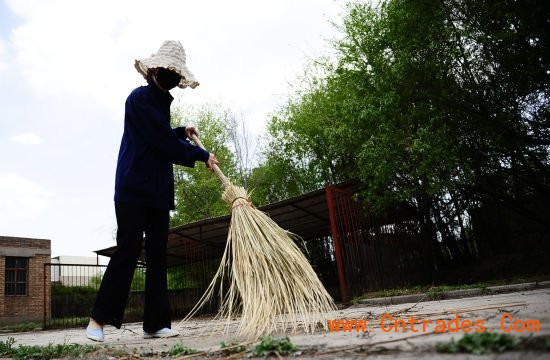 中铝公司16名女职工疑因丈夫辞职被调离扫地